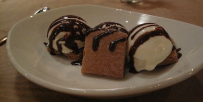 avenue-b-custom-desert Custome Egg-Free Ice Cream