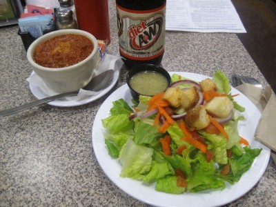 stokes-grill-chili-n-salad