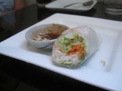 smiling-banana-leaf-spring-roll